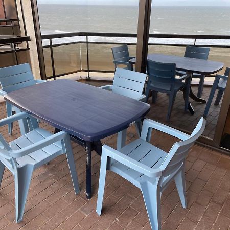 Studio With Seaview Blankenberge Esterno foto