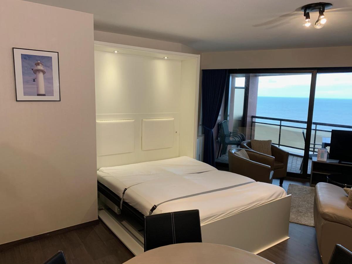 Studio With Seaview Blankenberge Esterno foto
